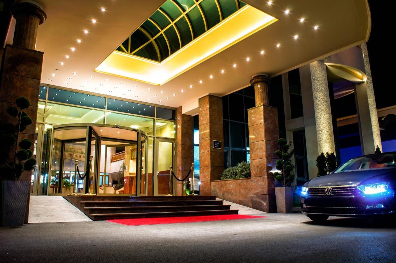 Aleksandar Palace Hotel Congress Center & Spa Skopje Exterior photo